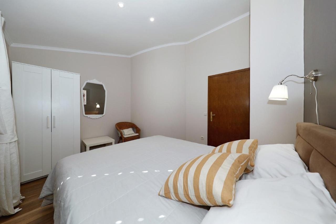 Apartments "Villa Antisin" With Heated Pool Zadar Ngoại thất bức ảnh